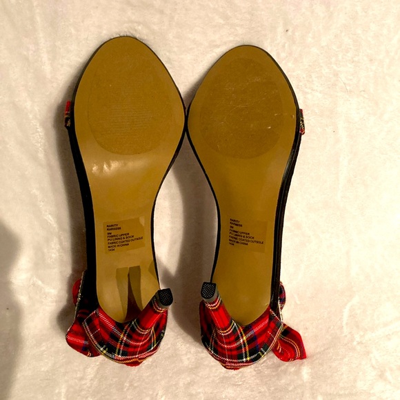 Betsey Johnson Womens RARITY Red Buckle Man Made Ankle Strap Shoes NEW w/o tags - Picture 4 of 5